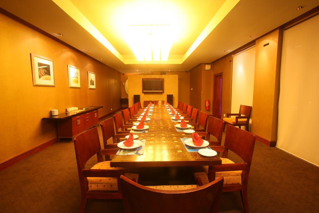 Blue Sky Hotel Balikpapan Kültér fotó