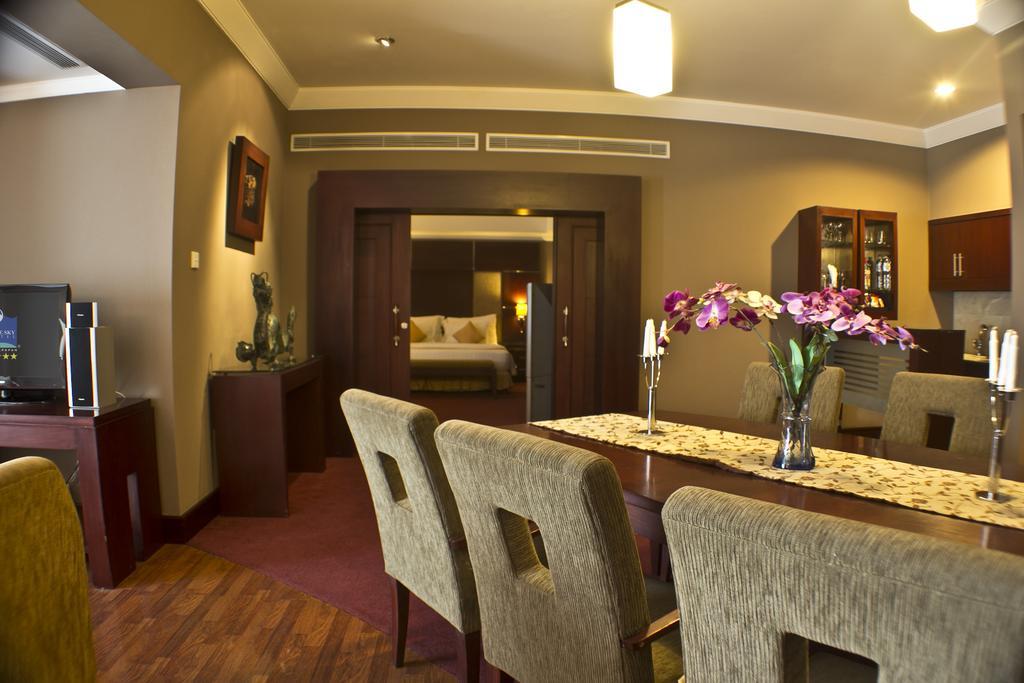 Blue Sky Hotel Balikpapan Kültér fotó