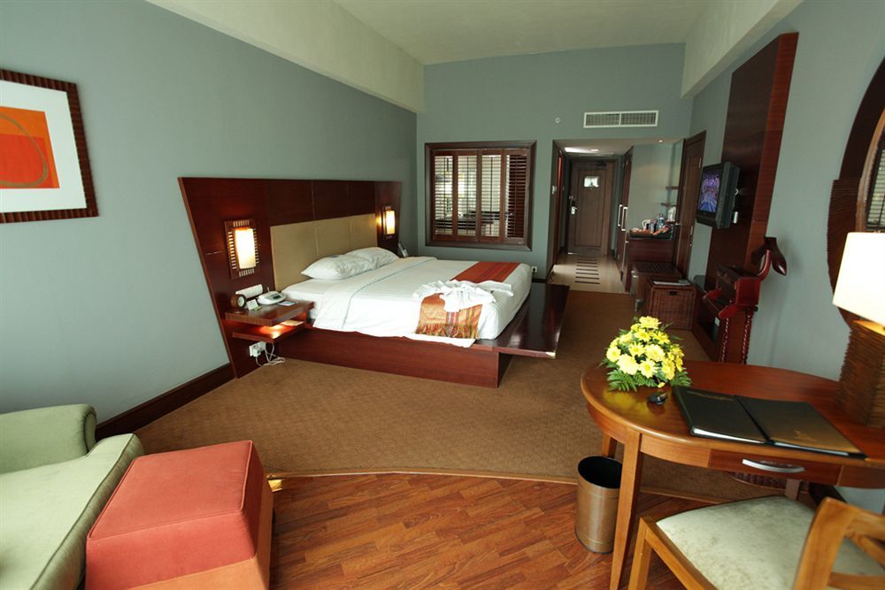 Blue Sky Hotel Balikpapan Kültér fotó